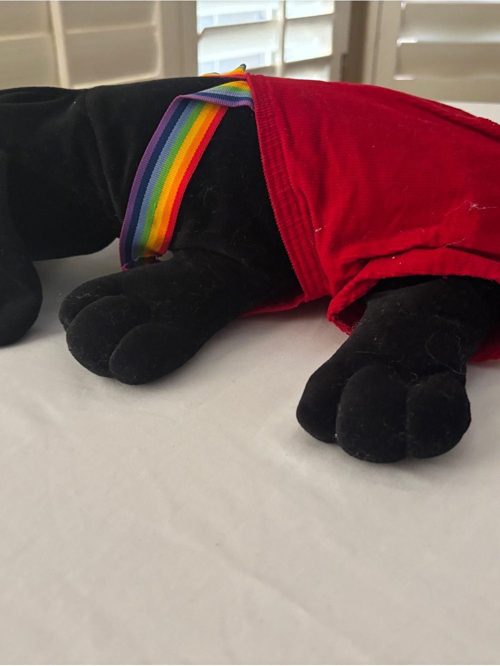 Vintage Pound Puppy 1980’s Black with Red Corduroy Jumper - Picture 4 of 9